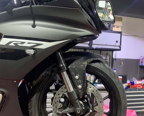 YAMAHA_R7碳纖維前土除_實車照